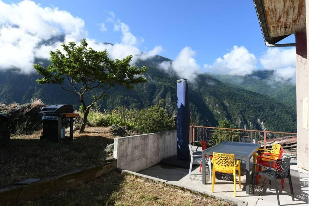 Logement Renove Avec Vue Panoramique La Saussaz Exteriér fotografie