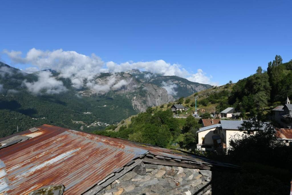 Logement Renove Avec Vue Panoramique La Saussaz Exteriér fotografie
