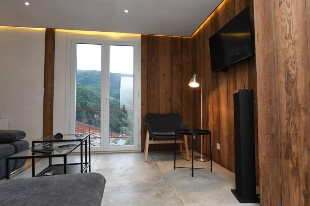 Logement Renove Avec Vue Panoramique La Saussaz Exteriér fotografie