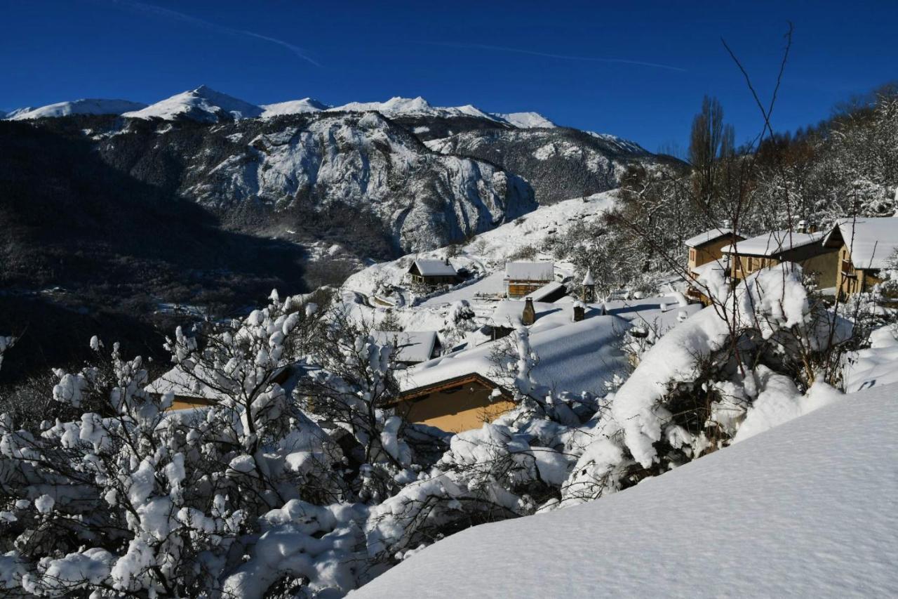 Logement Renove Avec Vue Panoramique La Saussaz Exteriér fotografie